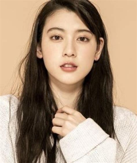 Ayaka Miyoshi .